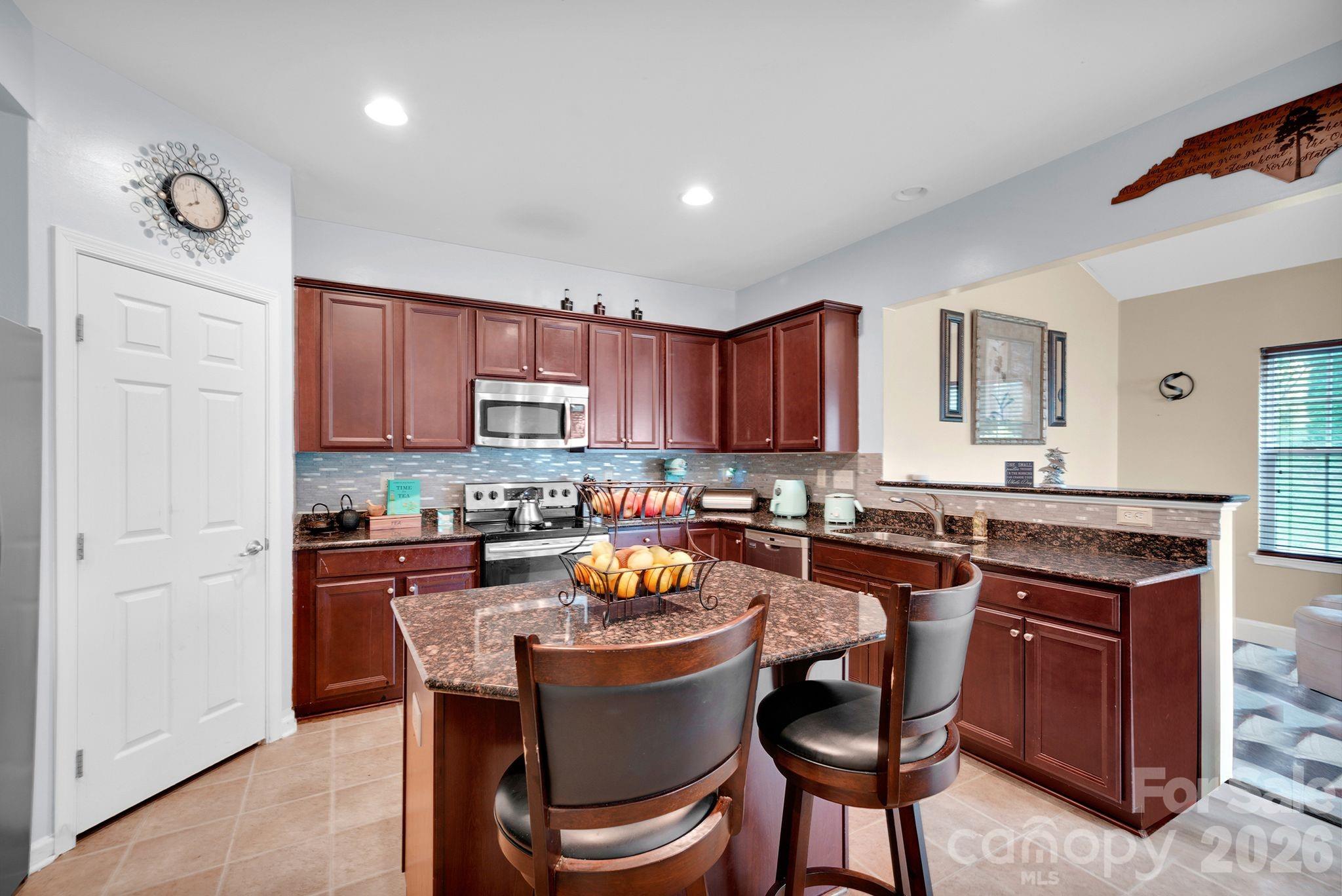 Curtis Pond - Residential