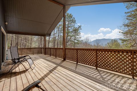 1330 Maple Springs Drive Waynesville NC 28785