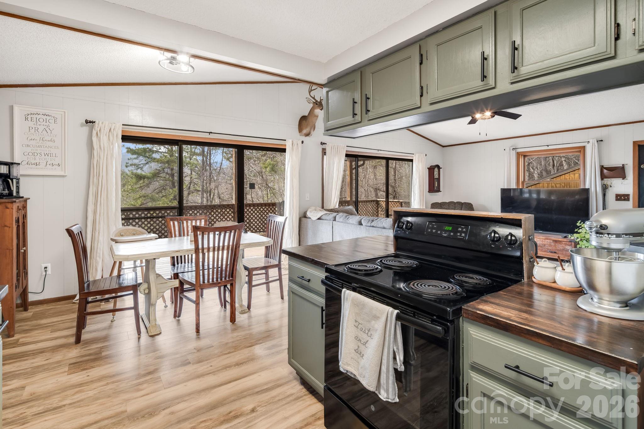Maple Springs - Residential