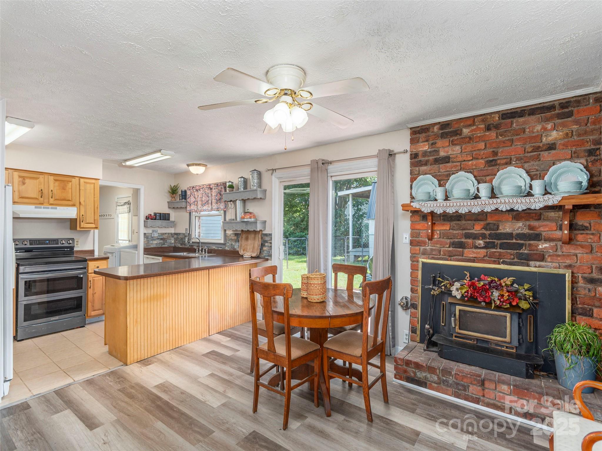 10 Estes Drive