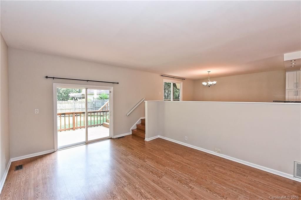 Tega Cay - Residential