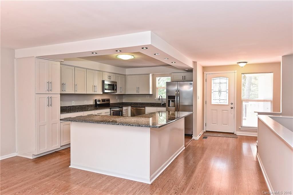 Tega Cay - Residential