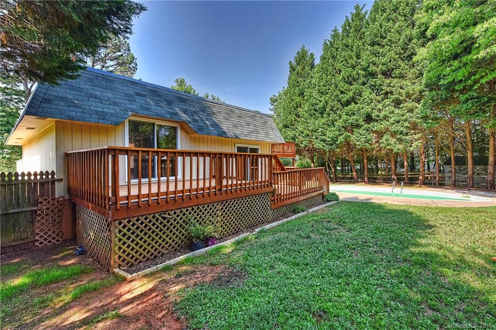 Tega Cay - Residential