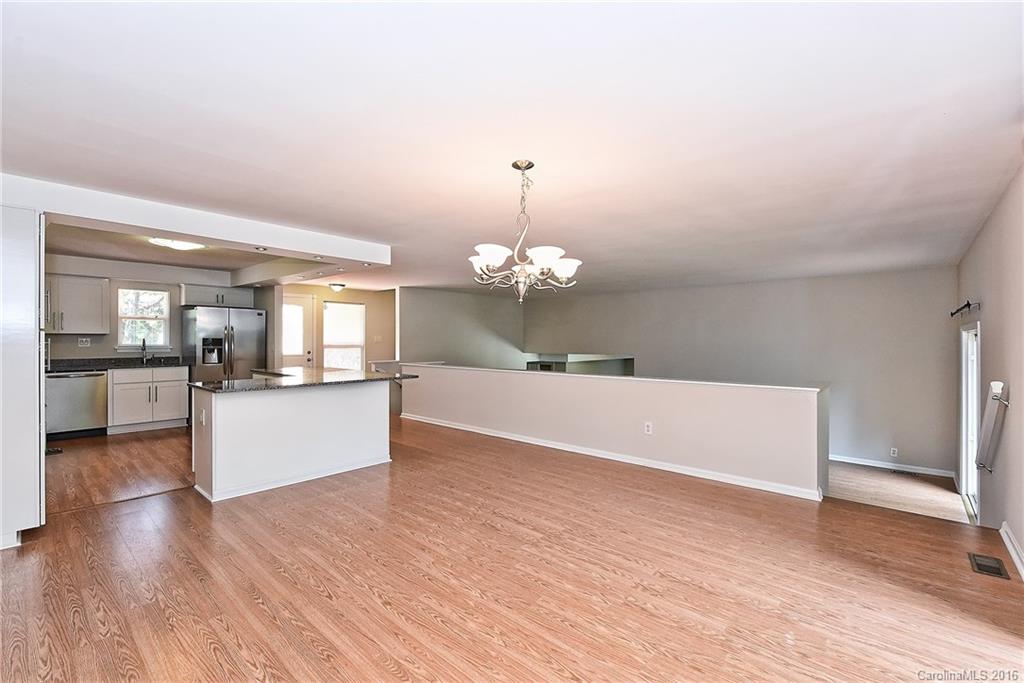 Tega Cay - Residential