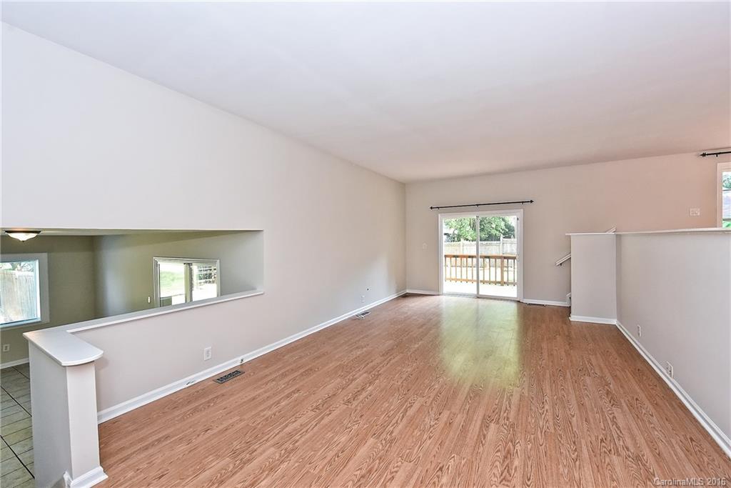 Tega Cay - Residential