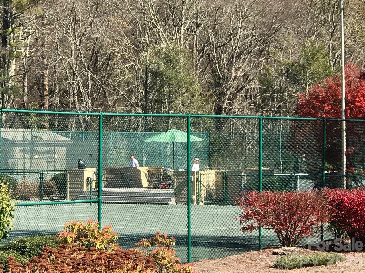 Holly Forest - Residential