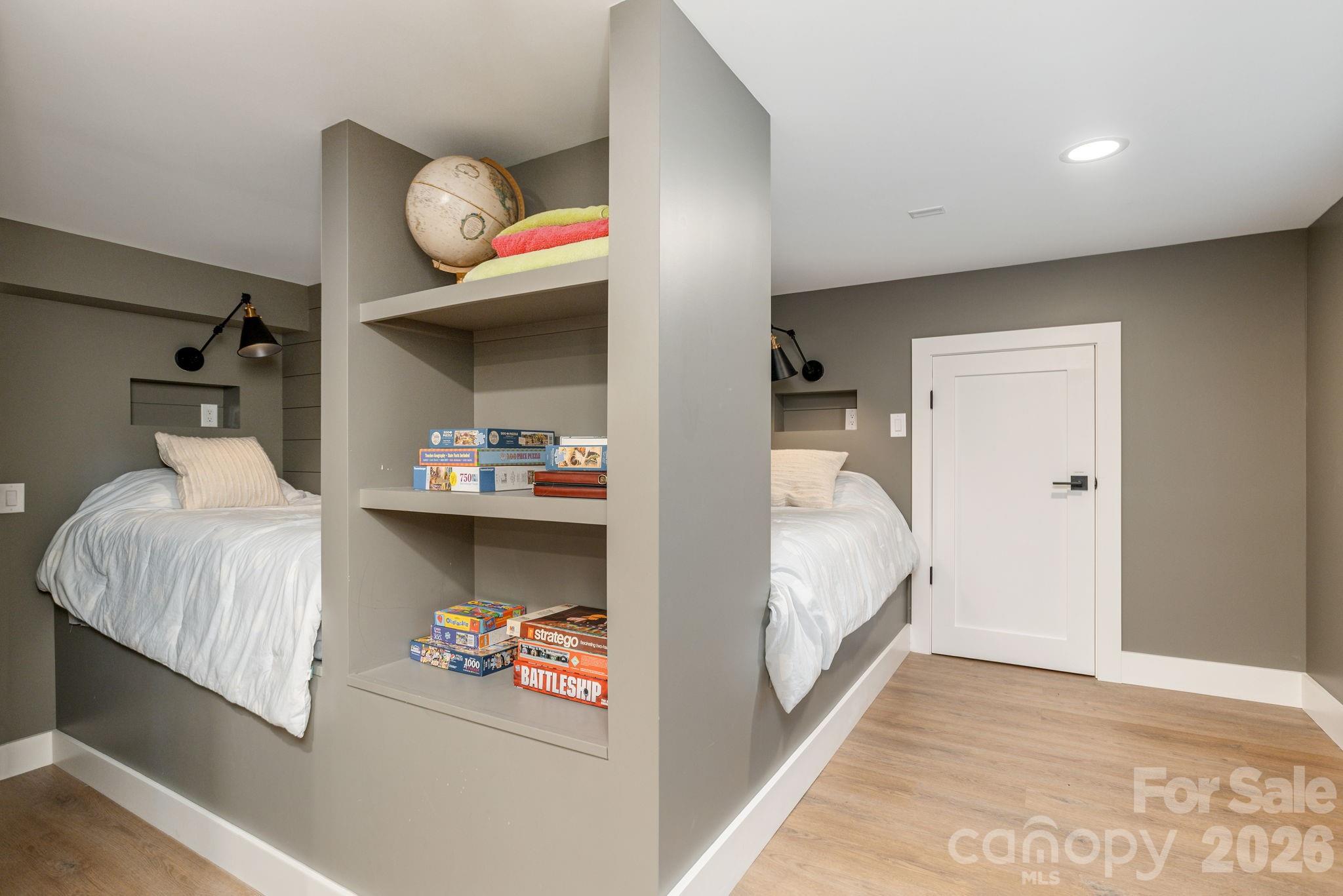 Holly Forest - Residential