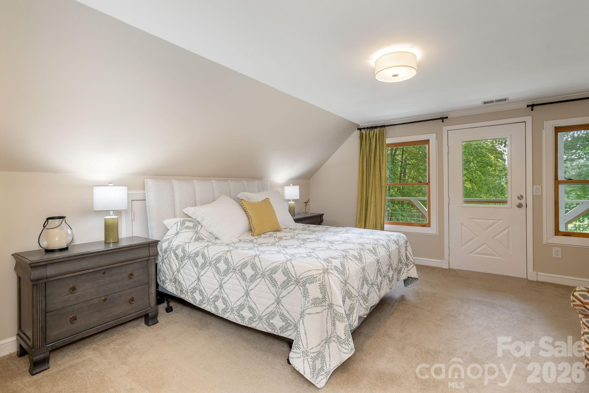 Holly Forest - Residential