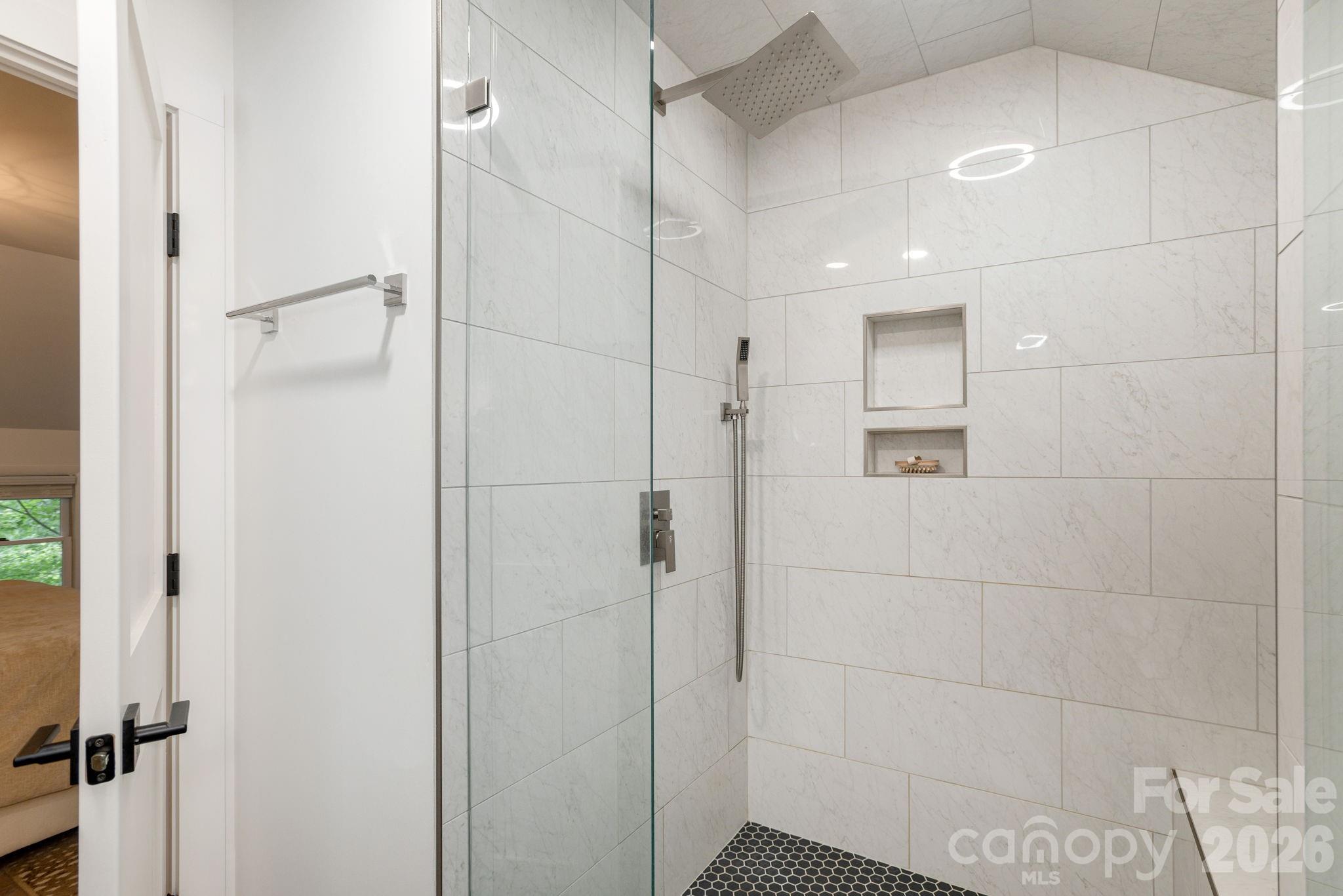 Holly Forest - Residential