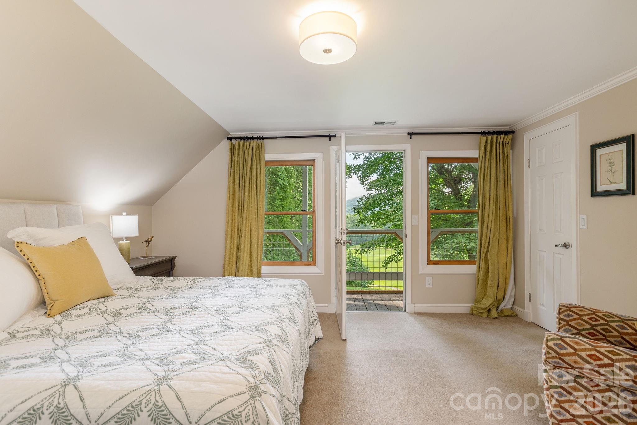 Holly Forest - Residential