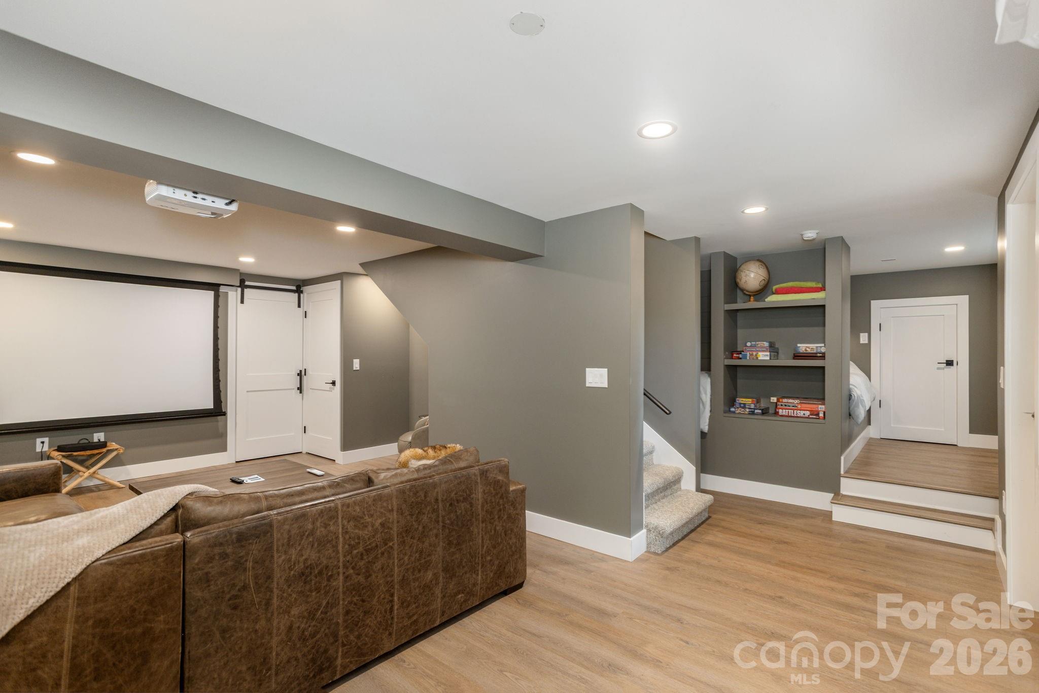 Holly Forest - Residential