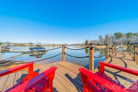 149 Little Indian Loop Mooresville NC 28117