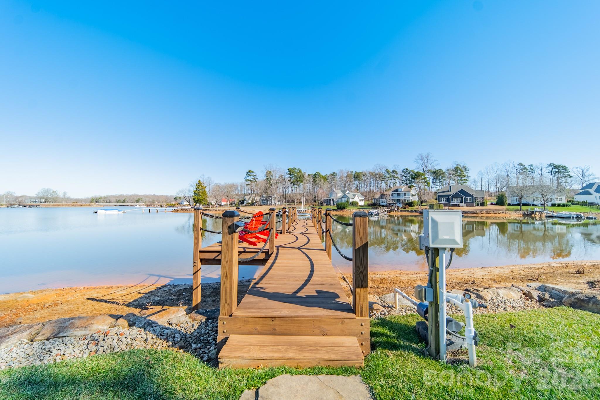 LakeWalk - Residential