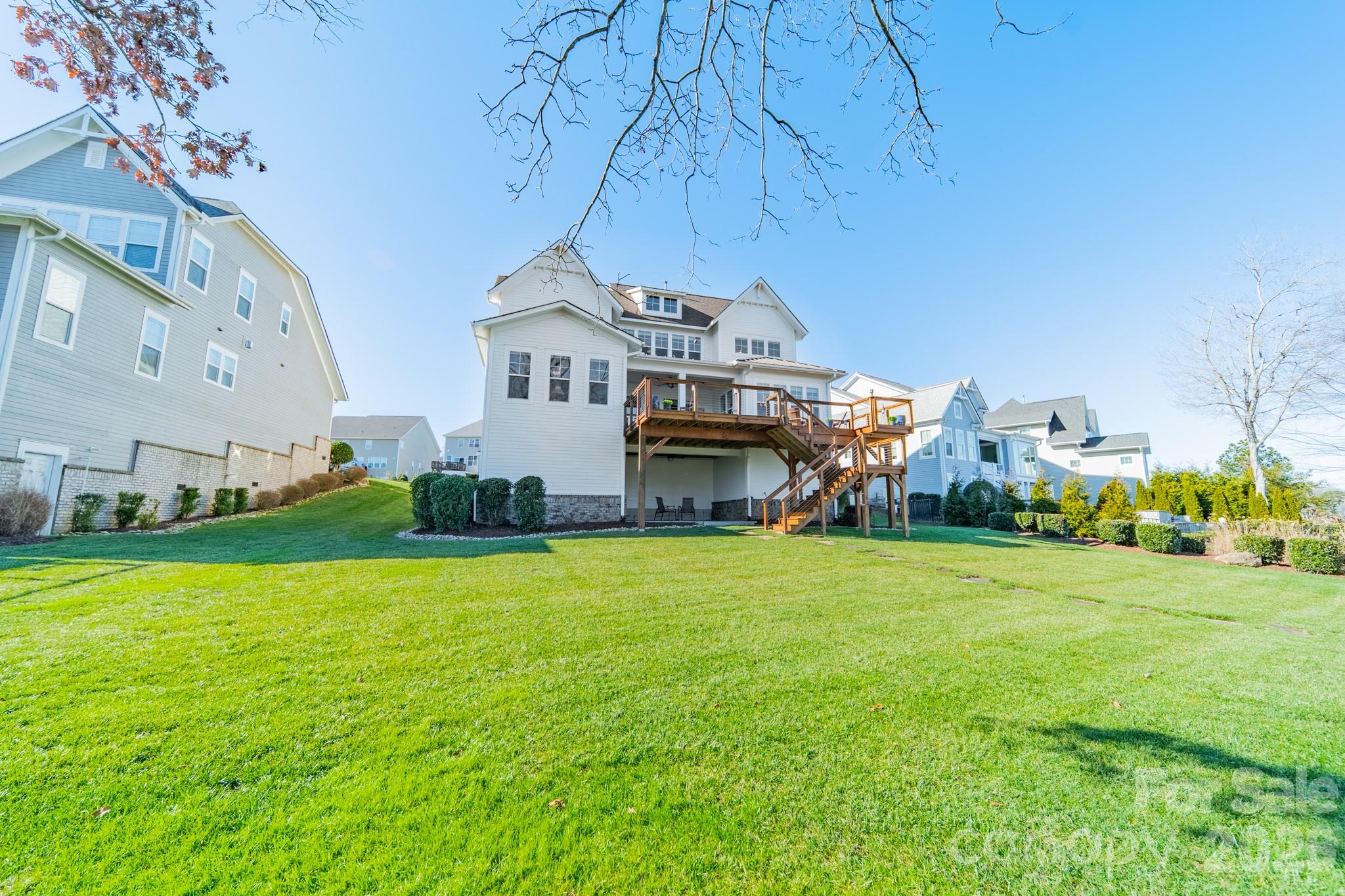 LakeWalk - Residential