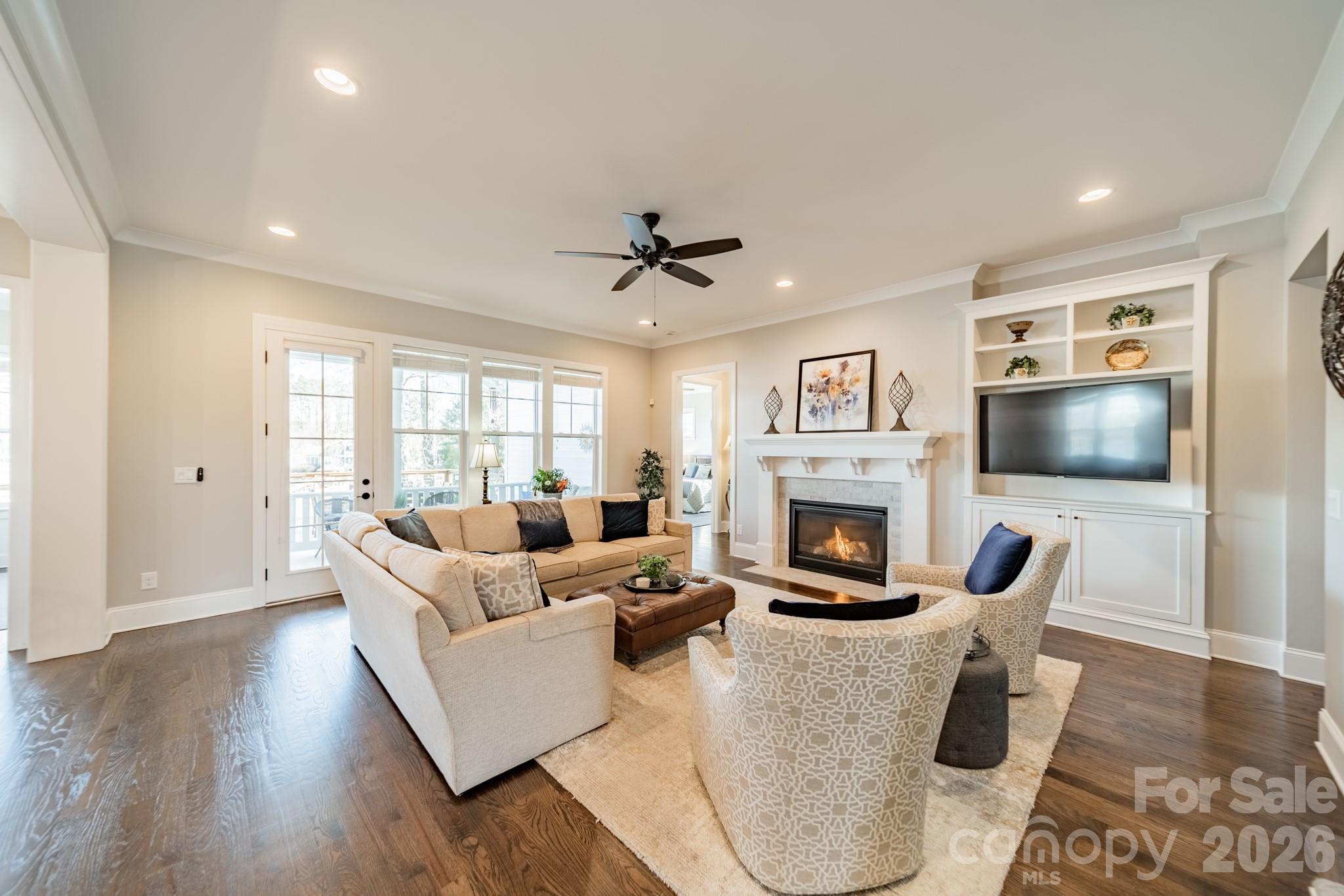 LakeWalk - Residential