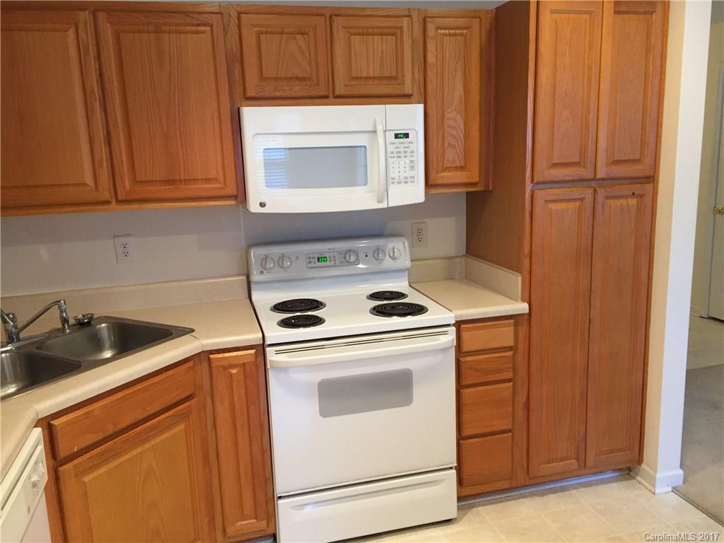 Tyler Woods - Residential Lease