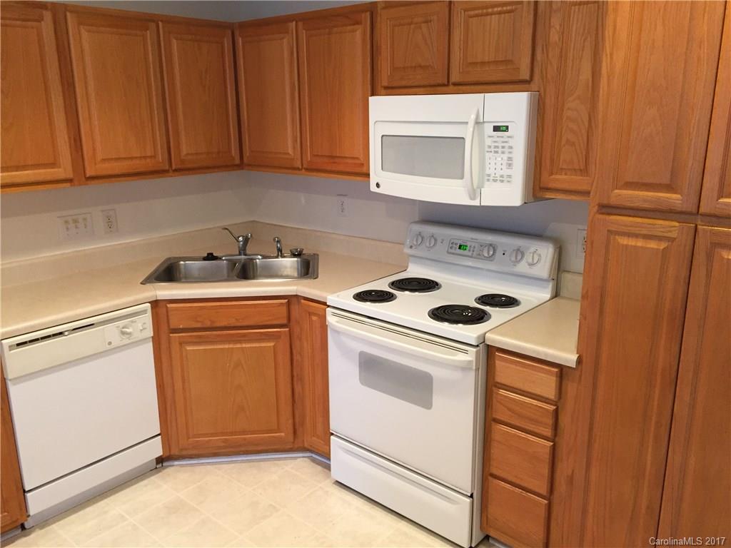 Tyler Woods - Residential Lease