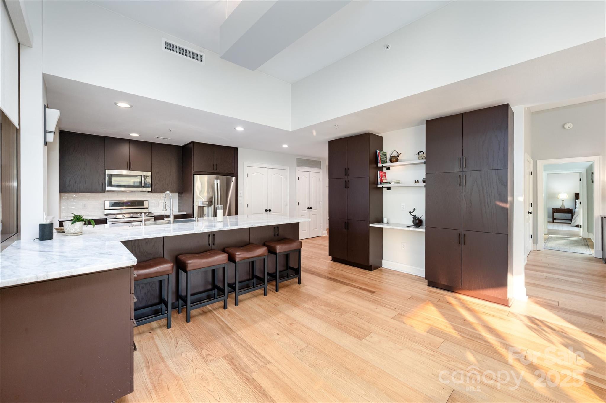 315 Arlington Avenue 506 & 507