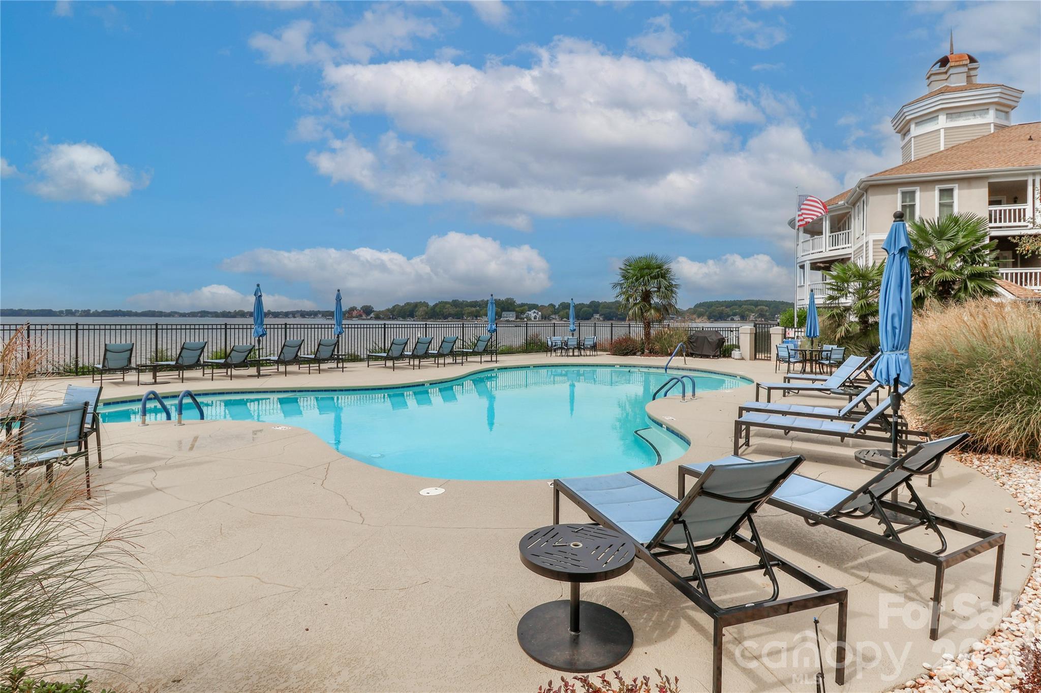 Vineyard Point - Residential