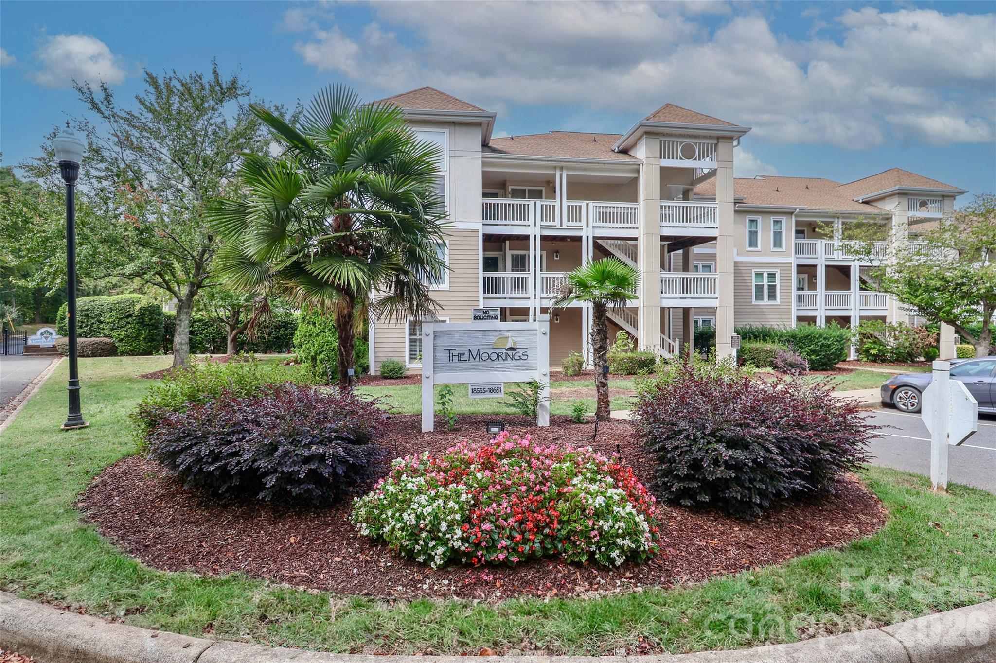 18563 Vineyard Point Lane