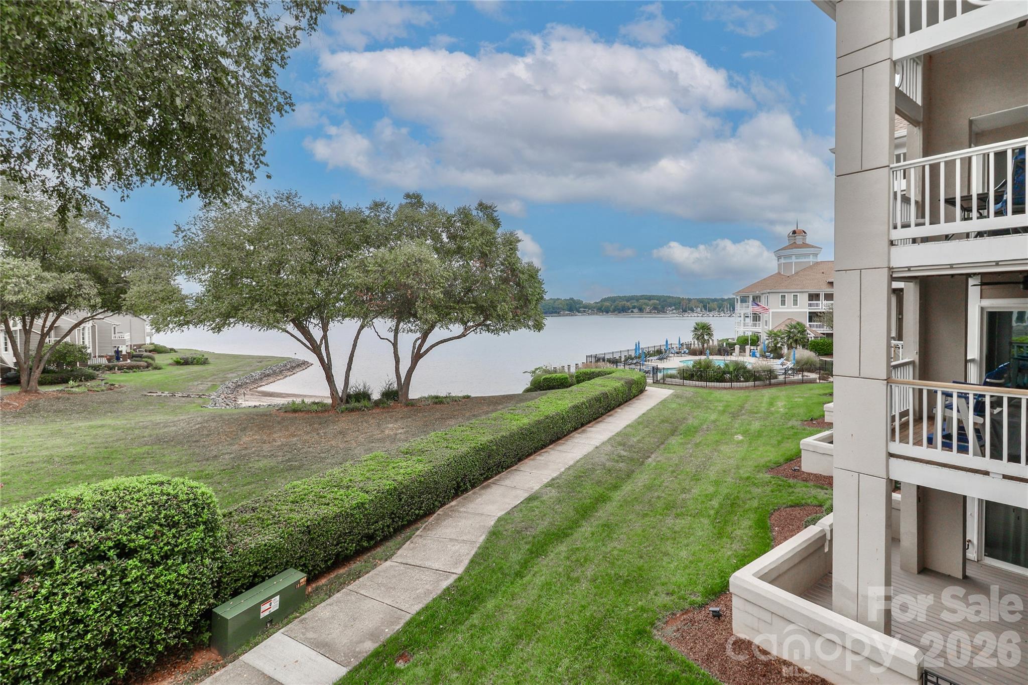 Vineyard Point - Residential