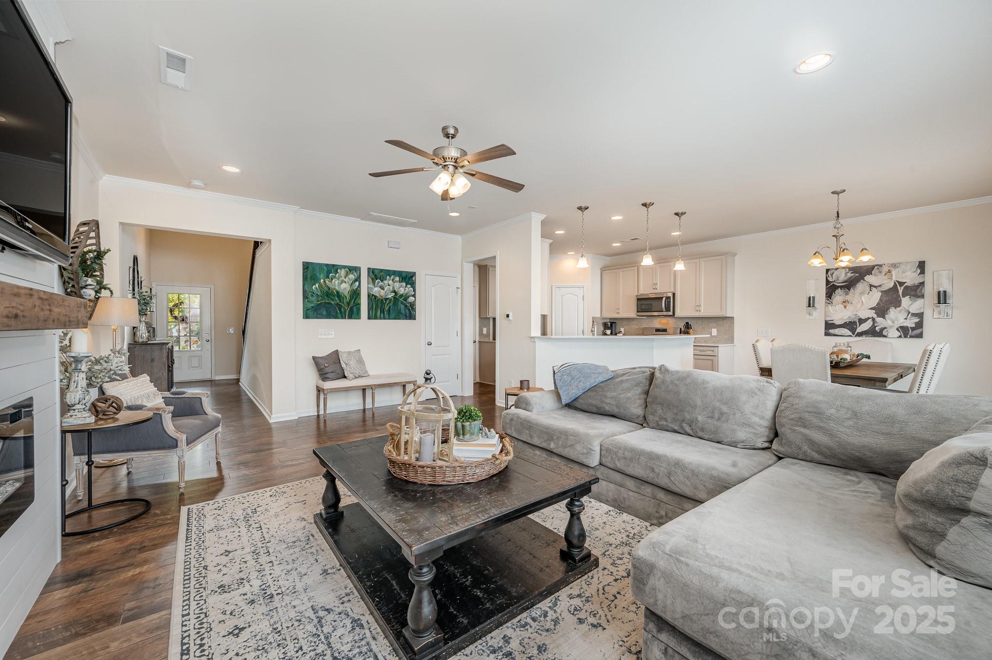 4012 Woodsmill Road