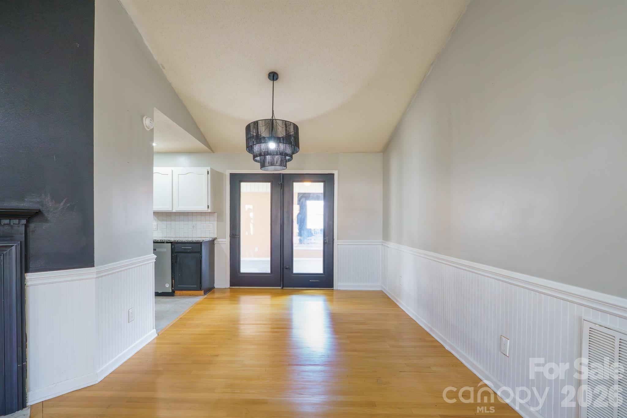 Monticello Heights - Residential