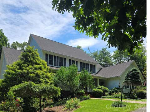 Photo of 107 Windsong Extension, Fairview, NC 28730 (MLS # 4395171)