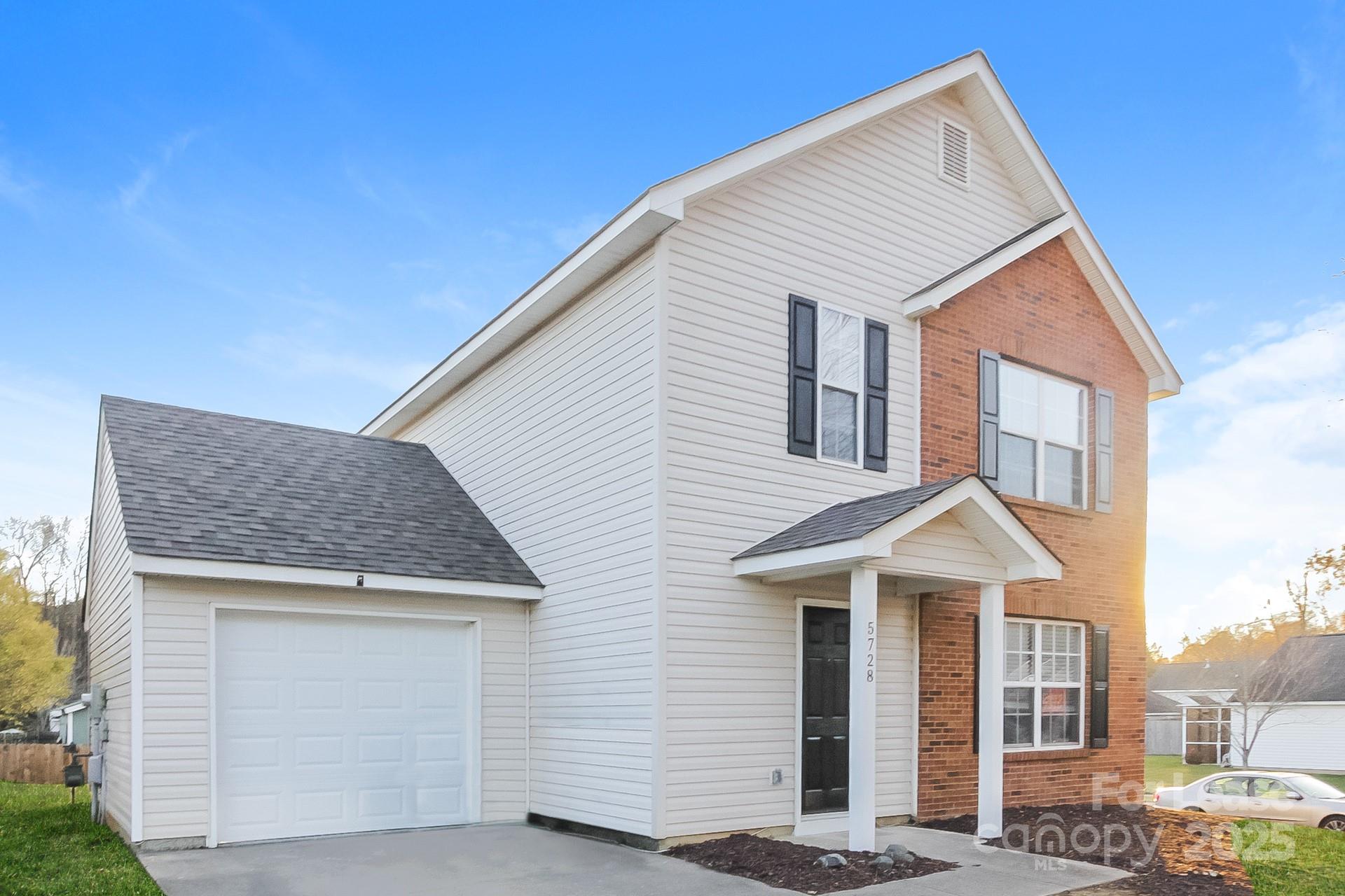 5728 Fairchase Avenue