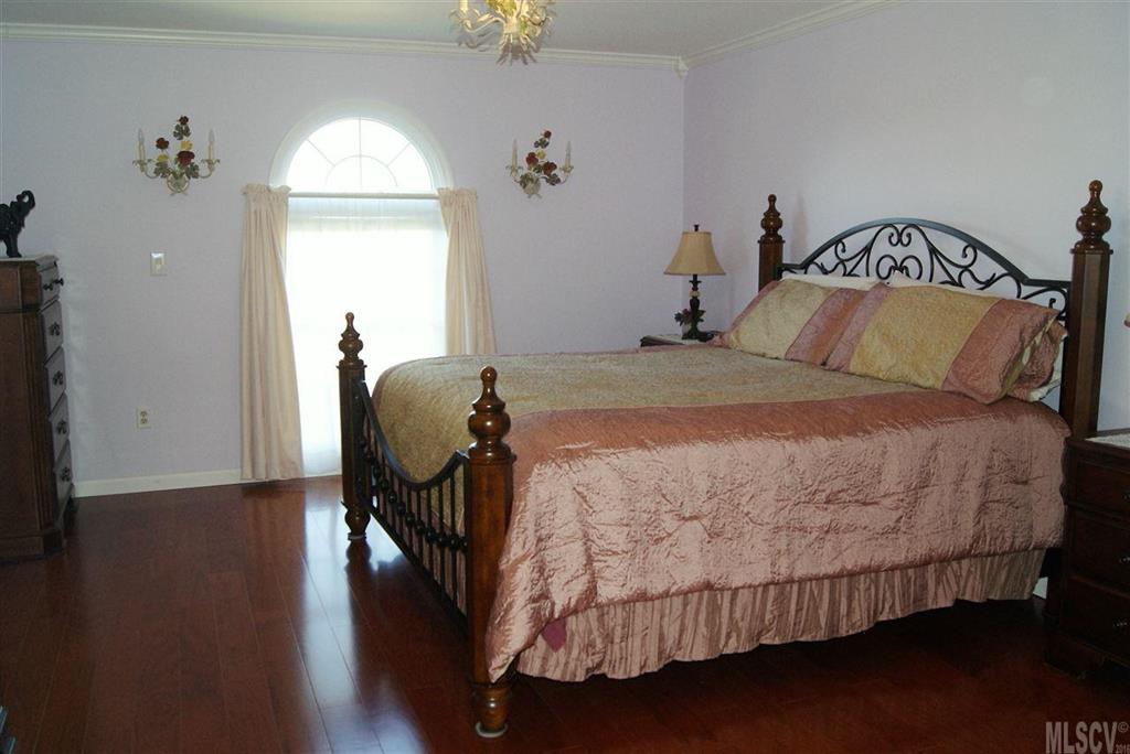 Pine Creek - Residential