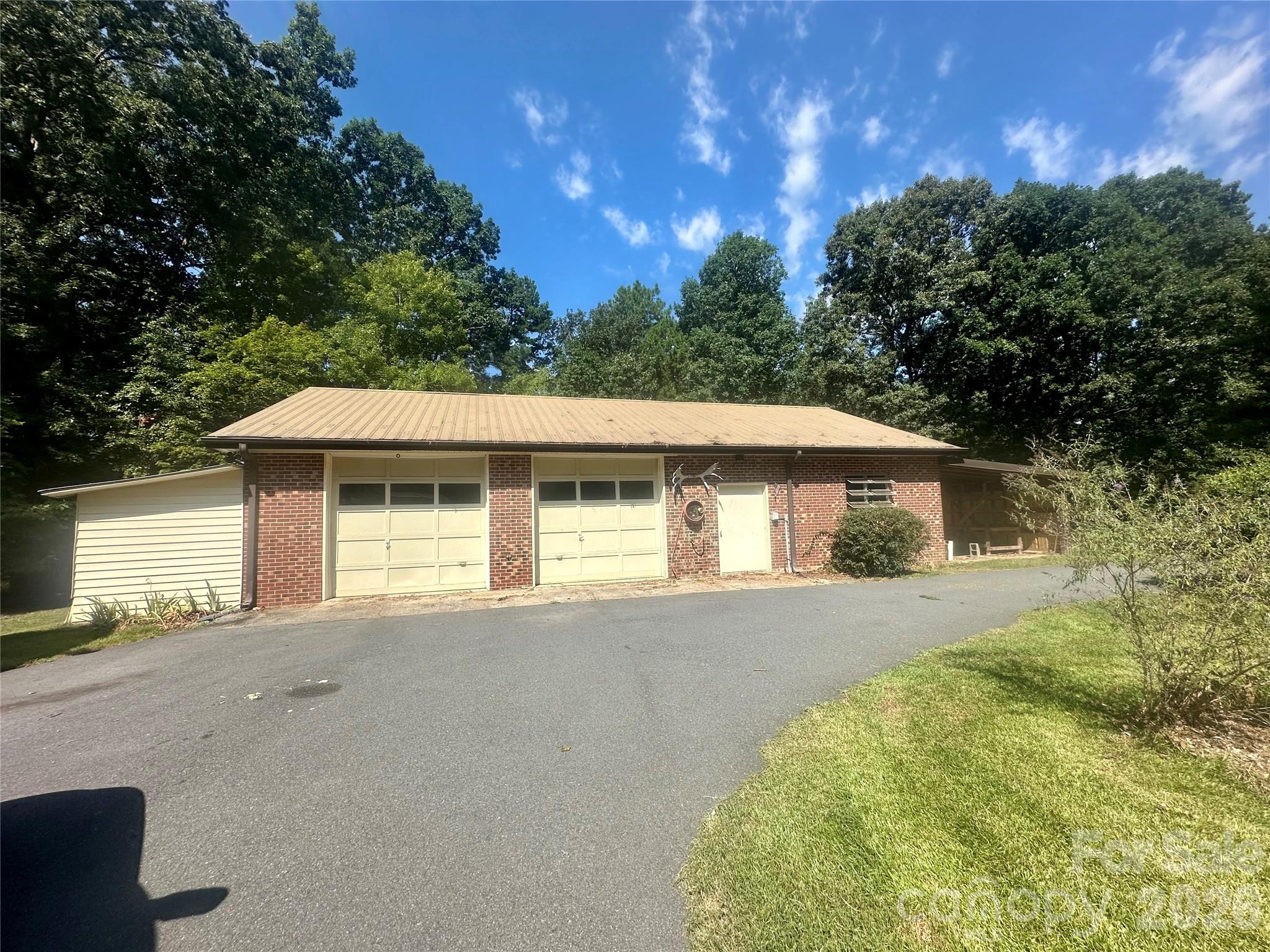 3250 Mount Pleasant Road S
