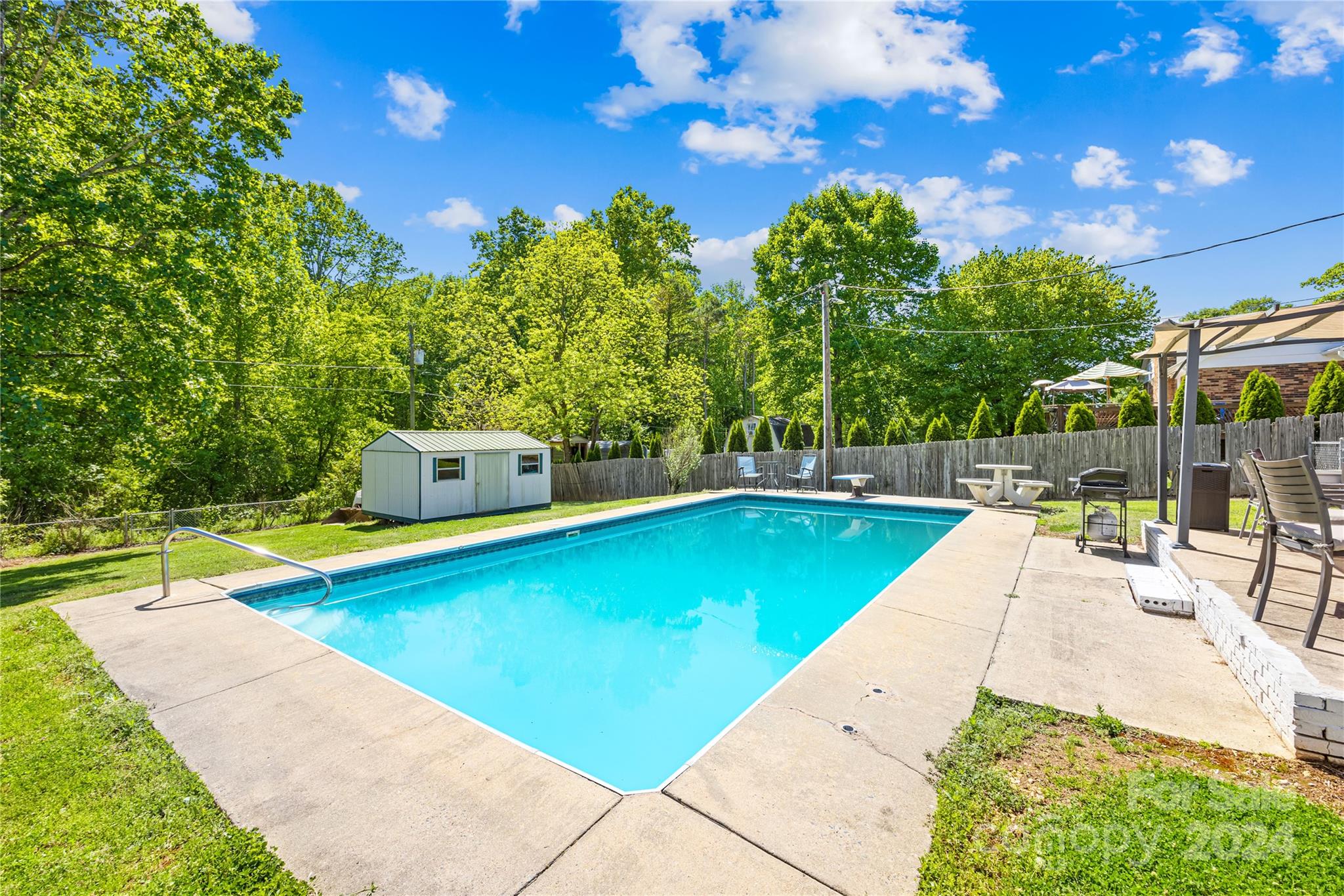 Quail Hollow - Residential