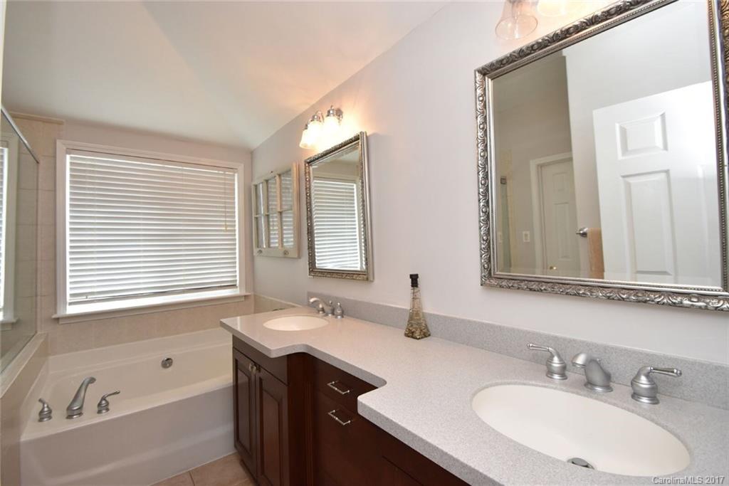 Thornblade - Residential