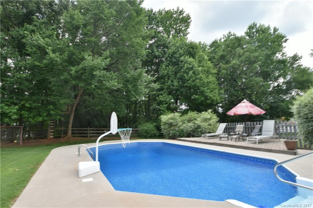 Thornblade - Residential