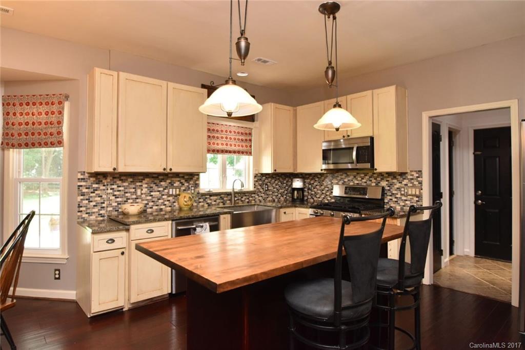 Thornblade - Residential