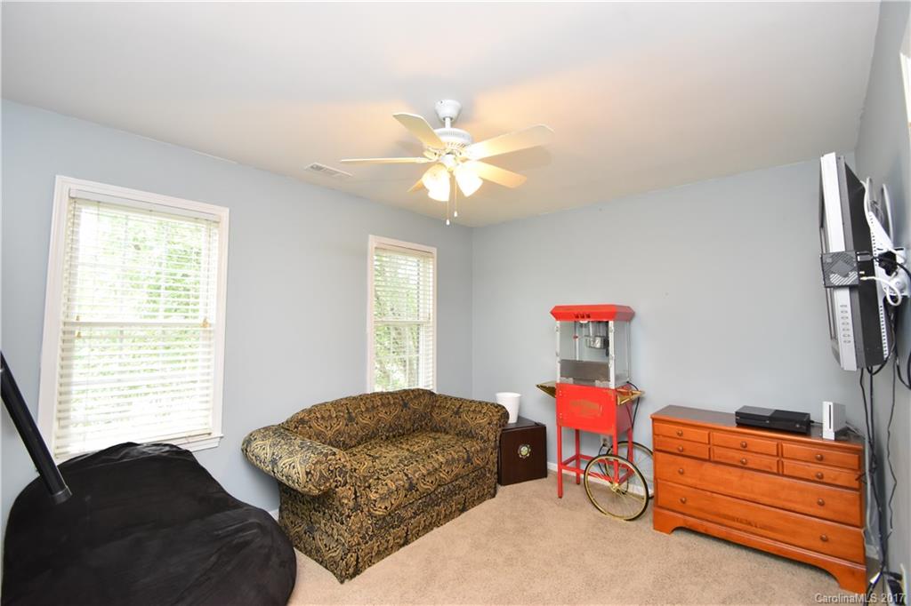 Thornblade - Residential