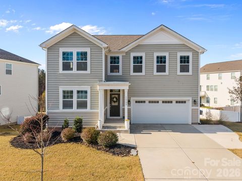 Photo of 16124 Fieldstone Trace, Charlotte, NC 28278 (MLS # 4350820)