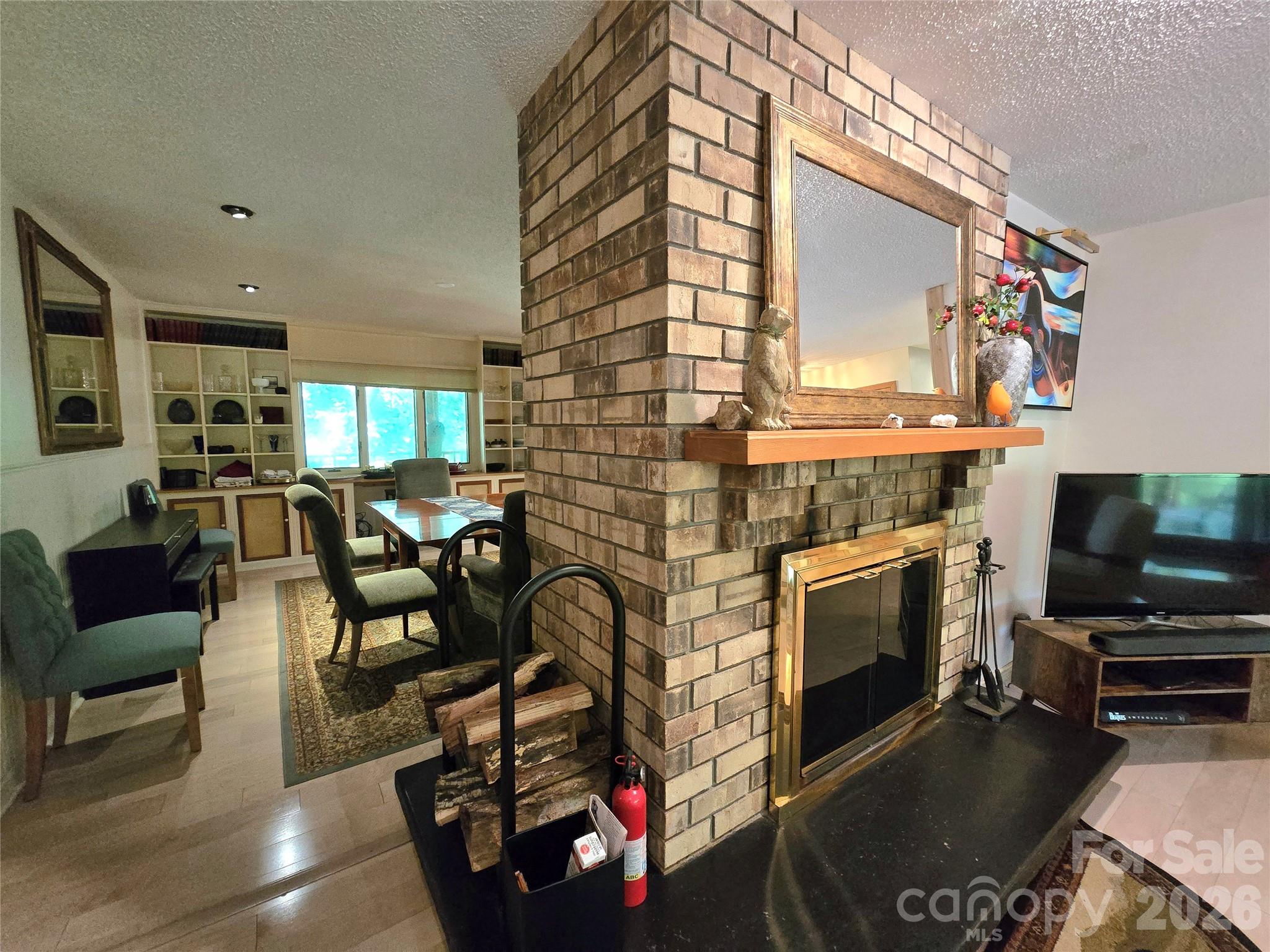 18 Rollingwood Road