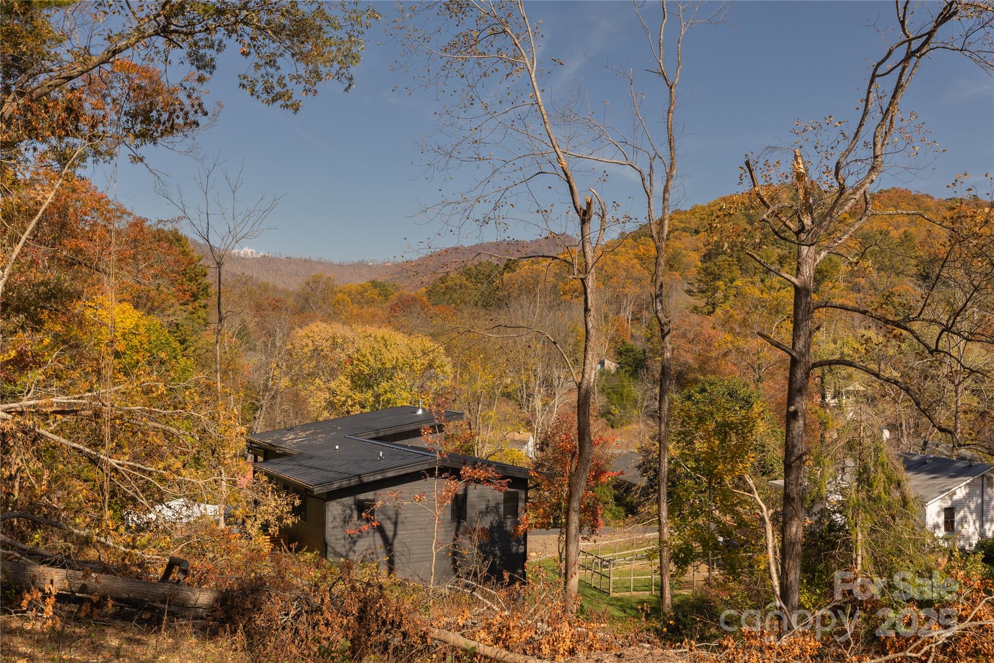 13 Bassett Road