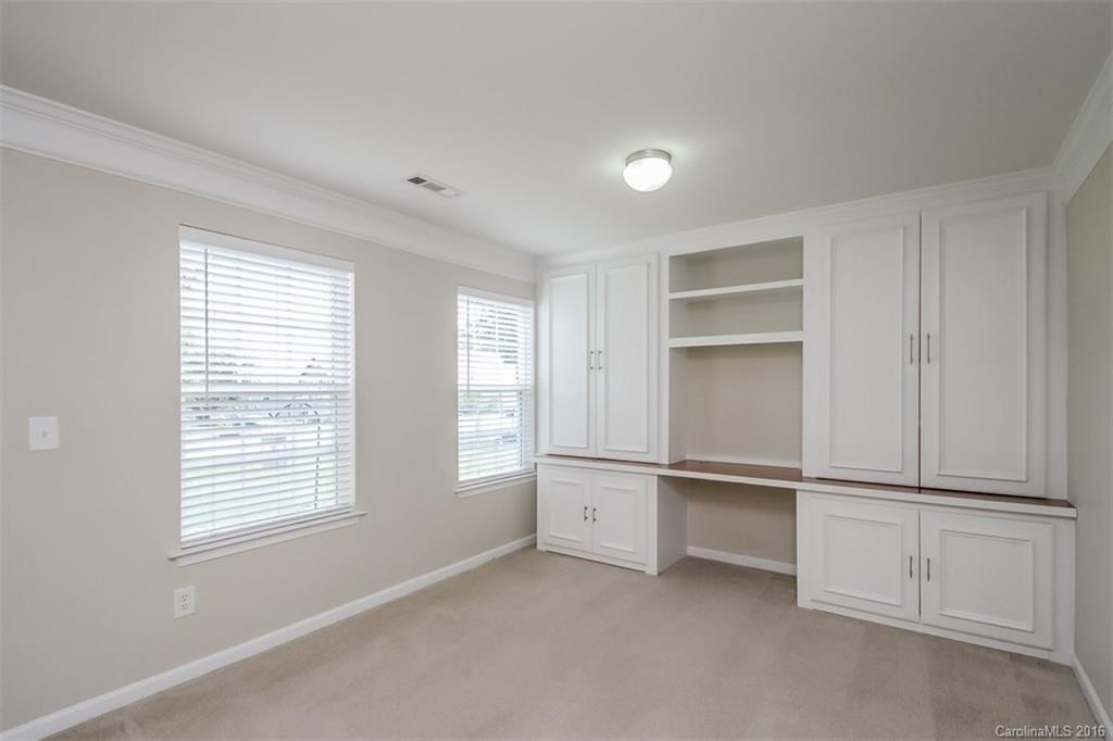 Curtis Pond - Residential