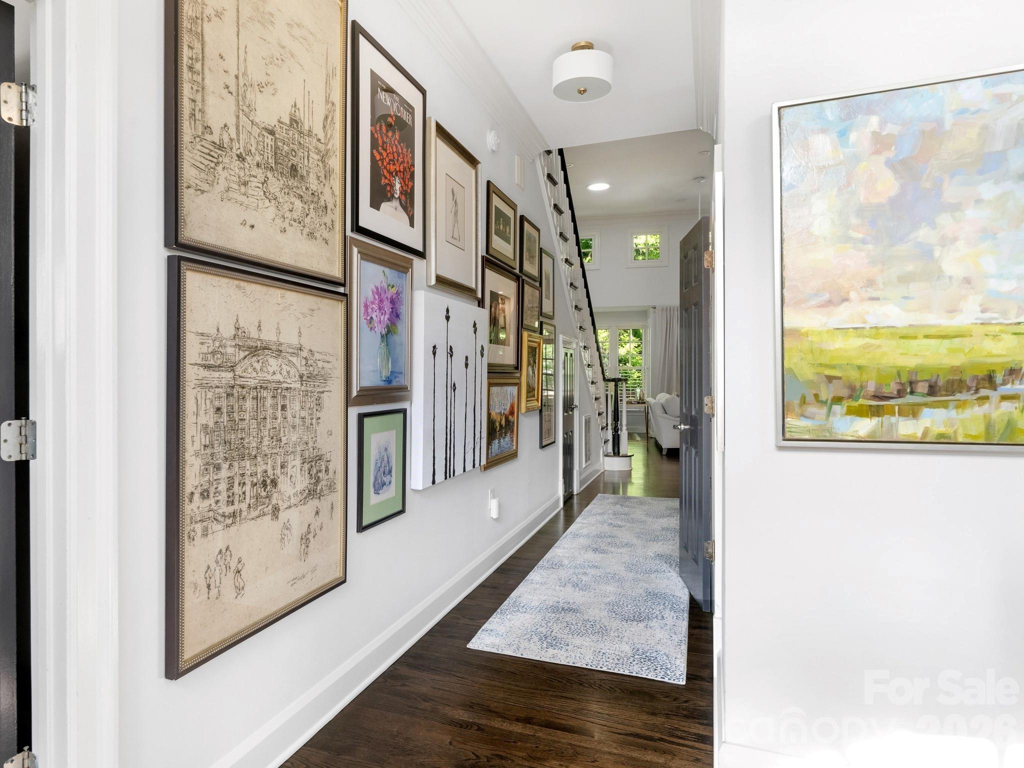 1232 Dilworth Crescent Row