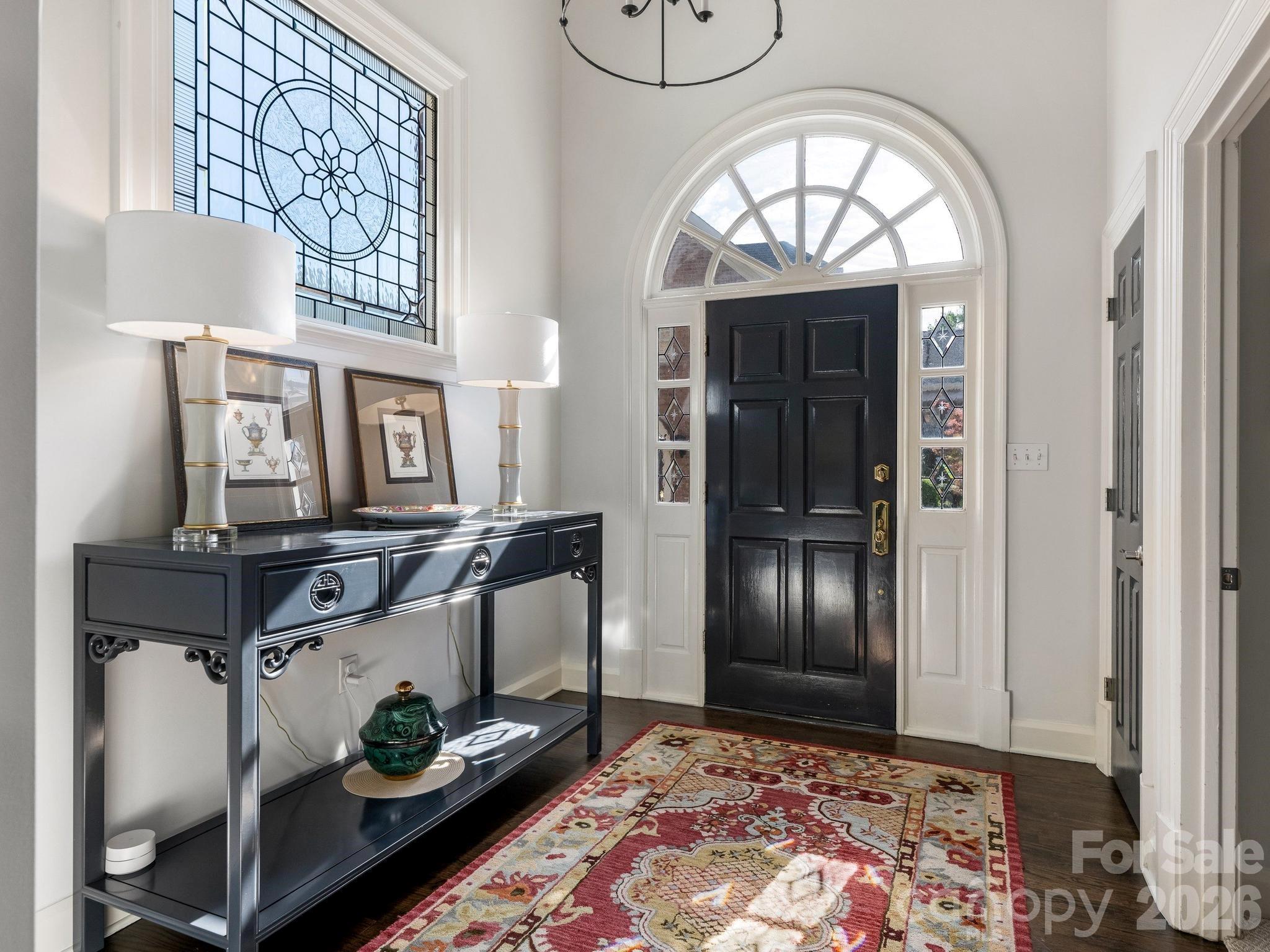 1232 Dilworth Crescent Row