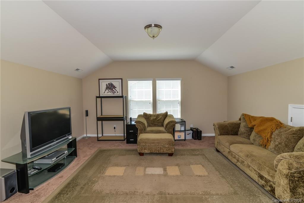 Mill Creek Falls - Residential