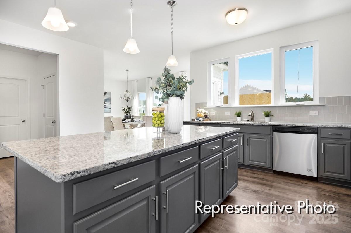 1027 Gondola Road 23Ap