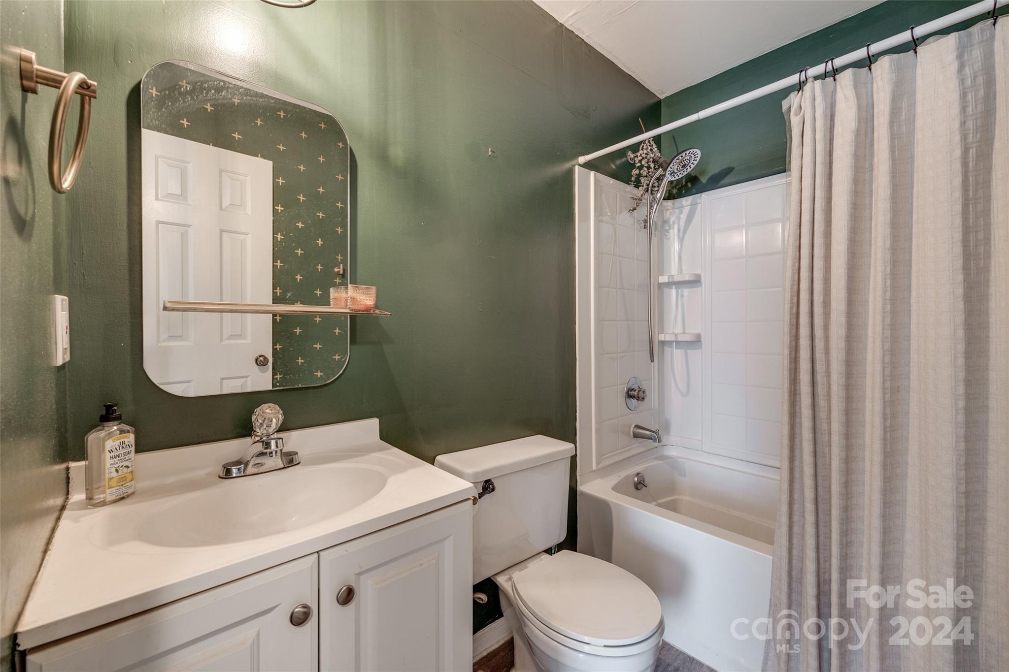 Lawyers Station - Residential