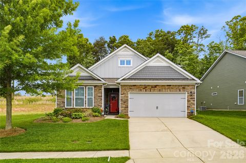 Photo of 2274 Seagull Drive, Denver, NC 28037 (MLS # 4385736)