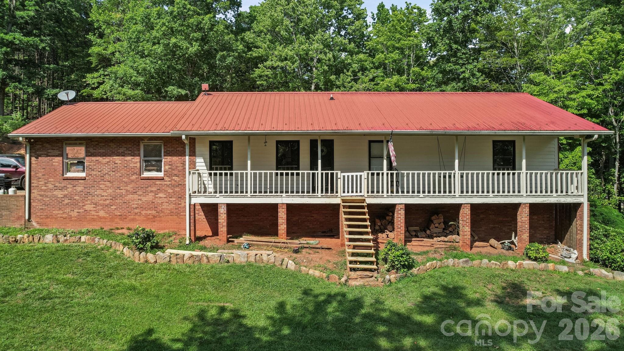 6643 Wards Gap Road