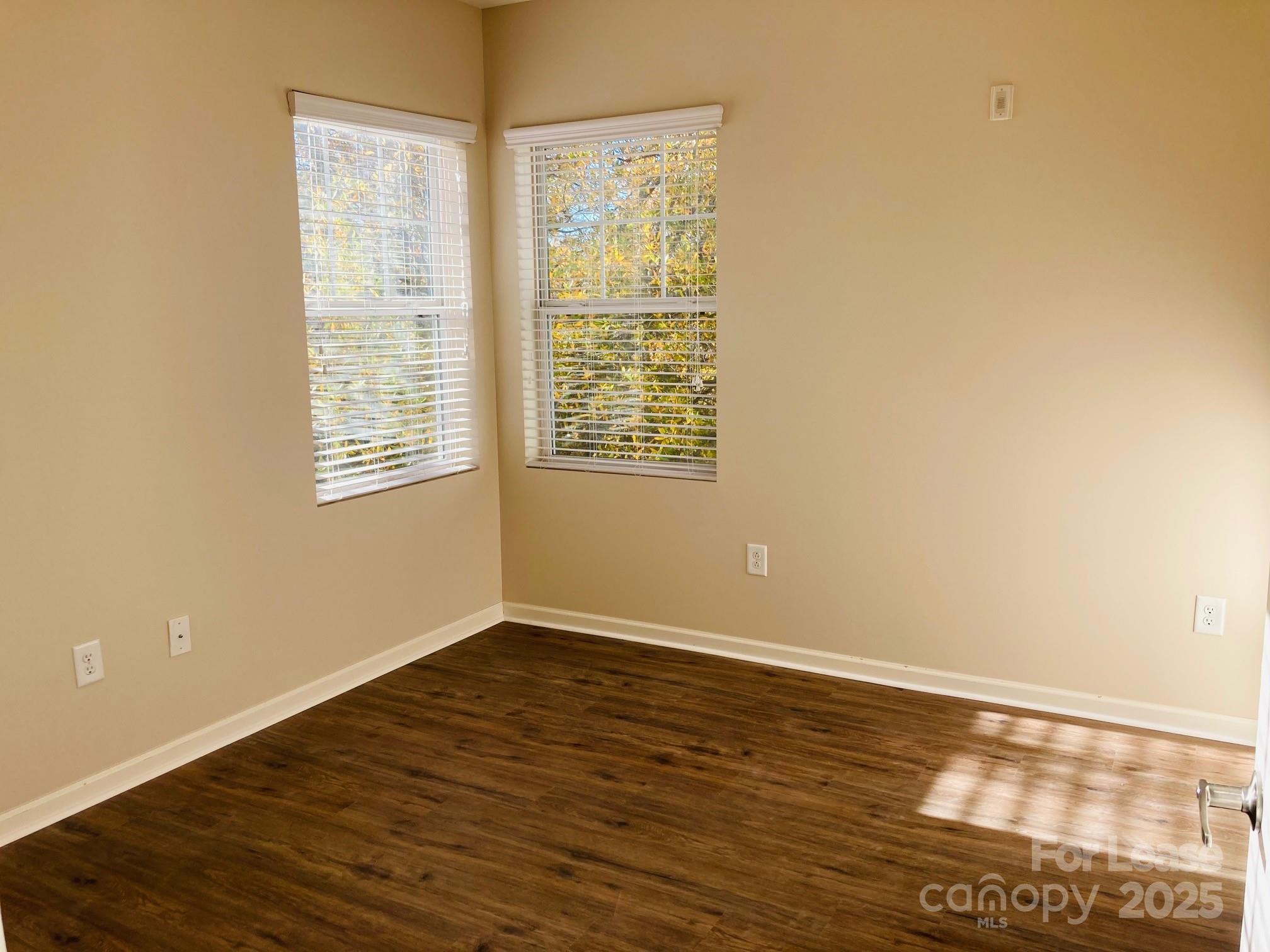 Oakhurst - Residential Lease