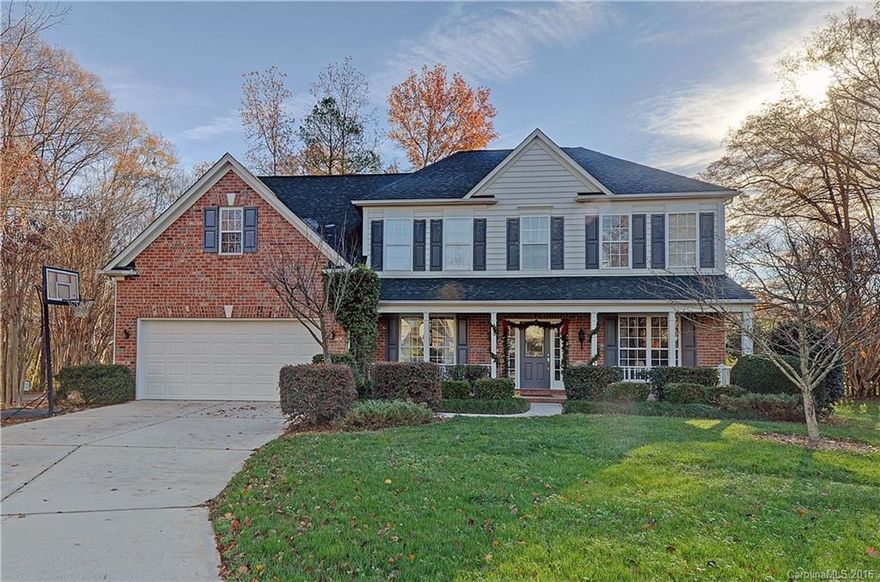 Situated on a premium cul-de-sac lot & backing up to 4-Mile Creek Greenway (with access) no detail has been overlooked in this beautifully updated move-in ready home. Custom gourmet Chef's kitchen w/ silestone counters, glass backsplash, & stainless appliances.  Open floorplan unites Kitchen, Breakfast & enormous Great Room.  Large Master Suite w/ attached bath& walk-in closet.  3 additional bedrooms w/ 5th bedroom/bonus.  Private fenced backyard with brick patio, deck, & storage shed.