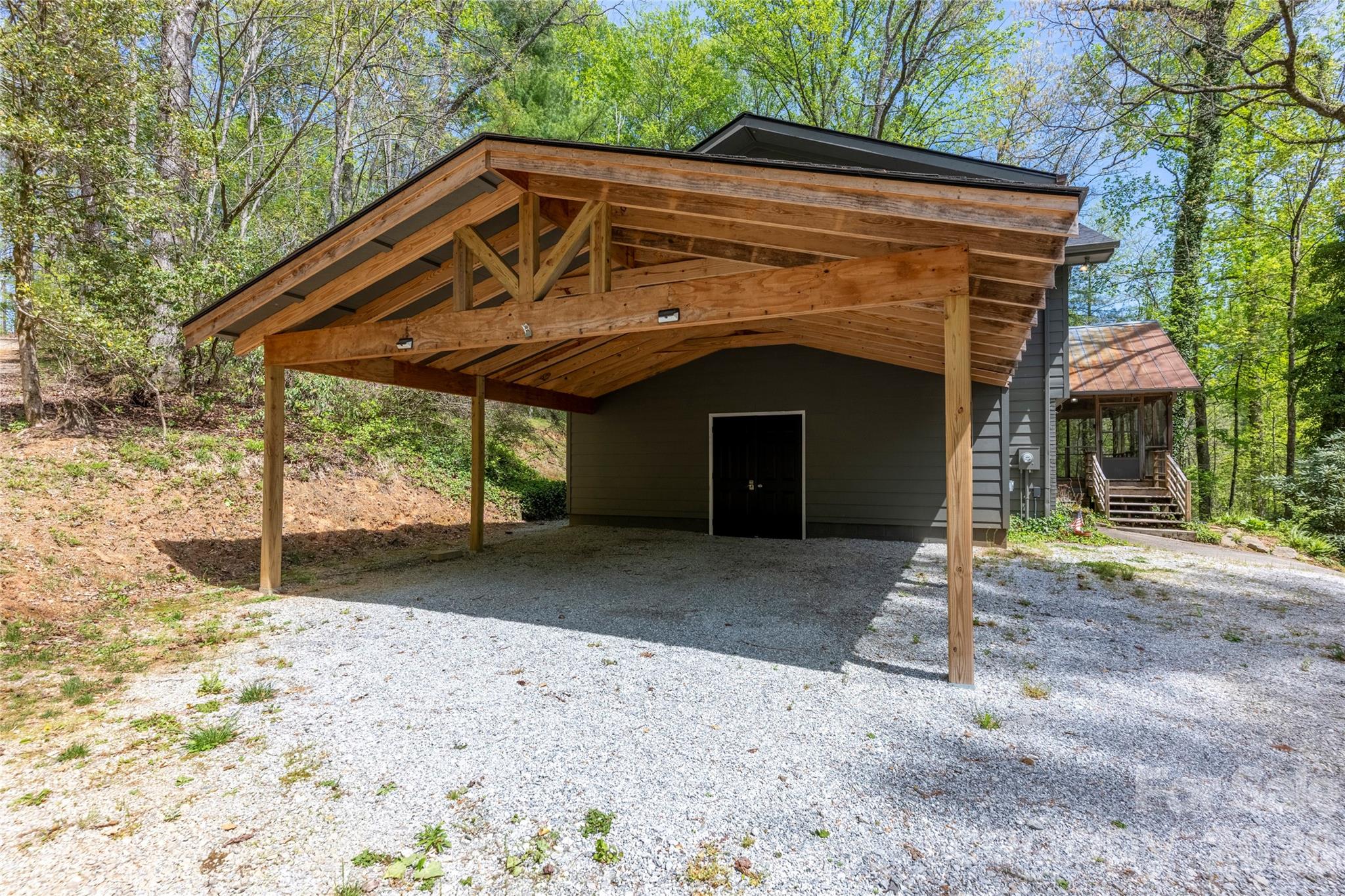 138 Stillwagon Lane
